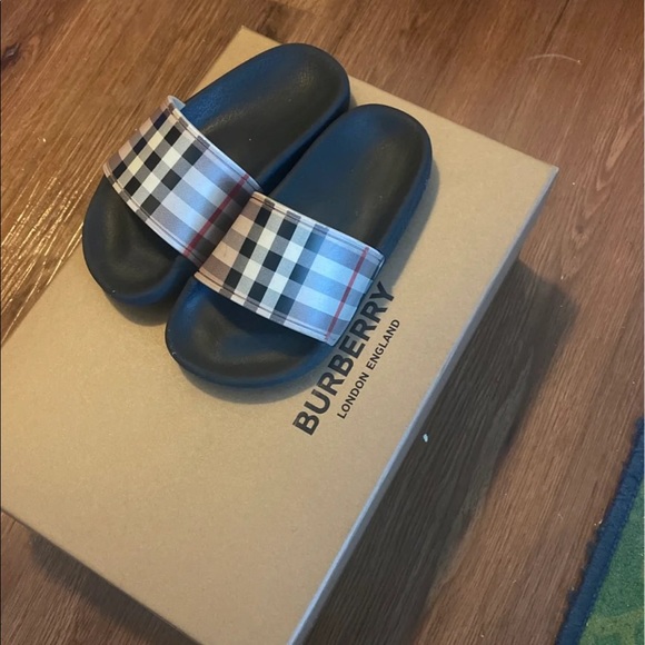 Burberry check slides